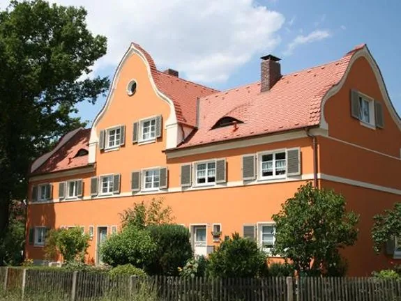 Denkmal — Nürnberger Land: Steildach-Sanierung, Ziegel & Gauben